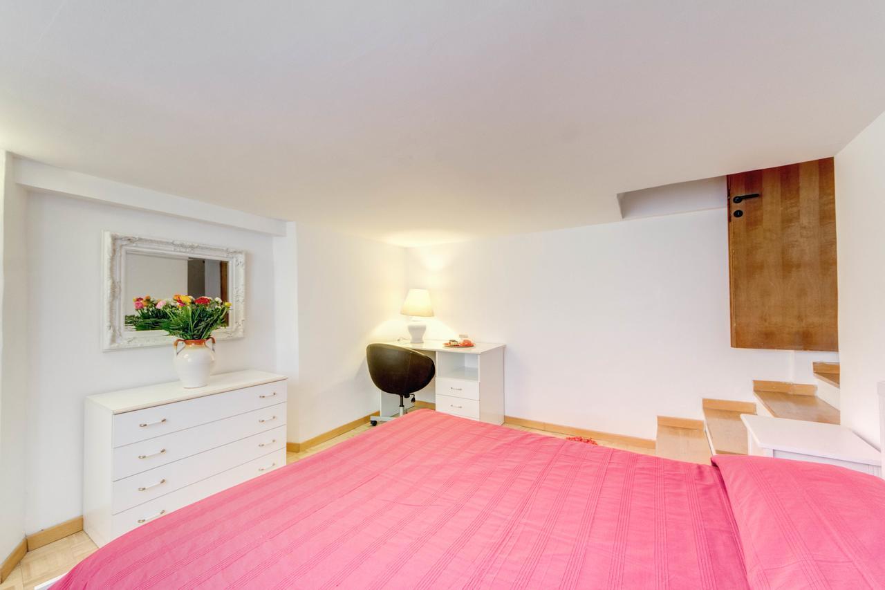 Campo Dei Fiori Stunning And Quiet Apartment Rome Exterior photo