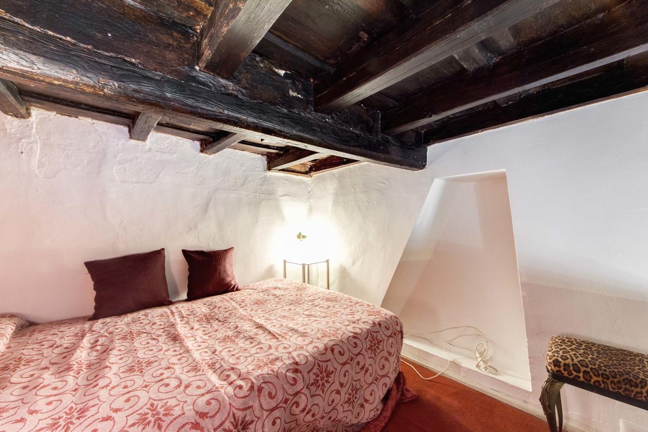Campo Dei Fiori Stunning And Quiet Apartment Rome Exterior photo